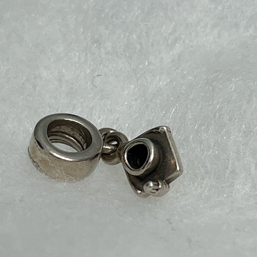 PANDORA STERLING SILVER GRADUATION HAT CHARM ALE - Picture 7 of 11